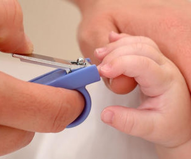 La Mejor Forma de Cortar las Uñas de tu Bebe